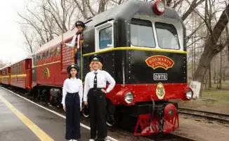 Карагандинские подростки: от игры до управления поездом!