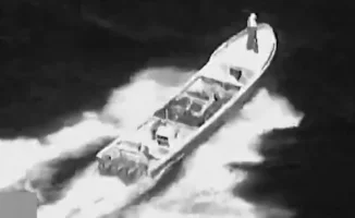 Американские военные атакуют судно в восточной части Тихого океана