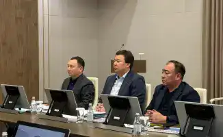 Асхат Шахаров подводит итоги социально-экономического развития региона на встречах с акимами