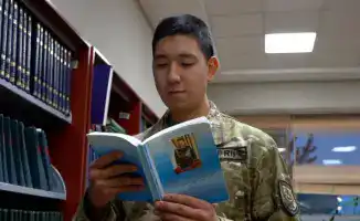 Солдат-полиглот из Национального университета обороны владеет пятью языками и планирует изучение новых