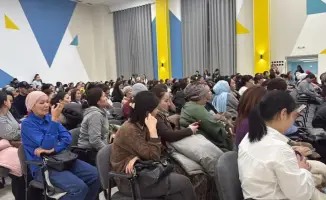 Обсуждение вопросов безопасности и правонарушений на профилактическом часе для родителей в Астане