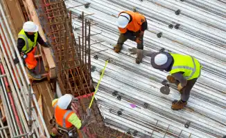 Как проверить застройщика и кто отвечает за безопасность домов в Казахстане