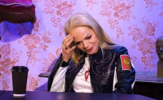 Ключи от квартиры Ларисы Долиной переданы новой хозяйке: международный спор завершен