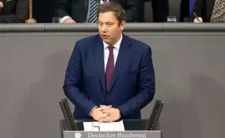 Вице-канцлер Германии Ларс Клингбайль: "Не позволим себя шантажировать" в ответ на новые пошлины США из-за Гренландии