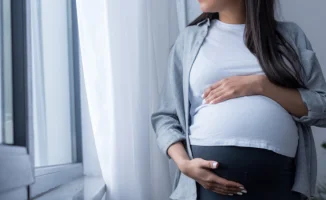 Суррогатное материнство в Казахстане: законный путь или тёмная тропа в мире 'серых' схем?