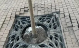 Достык: миллиарды тенге и просевшая плитка в Алматы