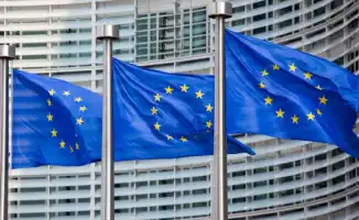 Семь стран Европы, включая Францию, Германию, Италию, Польшу, Испанию, Великобританию и Данию, выступили с совместным заявлением в ответ на притязания США на Гренландию, подчеркивая важность уважения суверенитета и территориальной целостности. Это заявлен