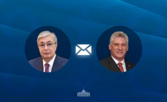 Токаев поздравил президента Кубы с важным событием в двусторонних отношениях