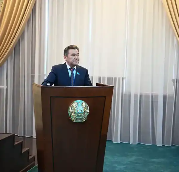 Представлен новый ректор Университета имени Коркыт ата (7)