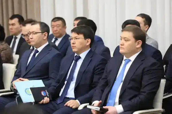 В областном акимате состоялось заседание актива по вопросам конституционной реформы (3)