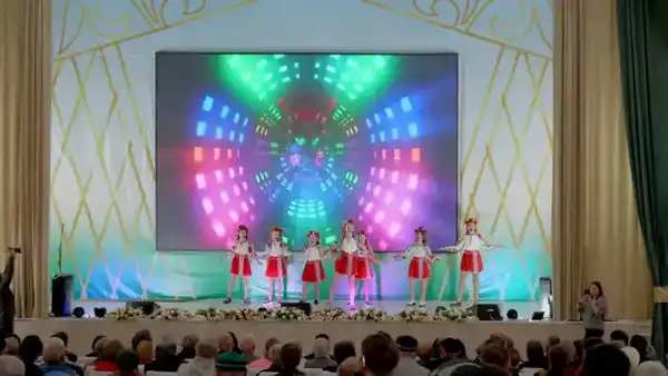 День благодарности: в Астане провели благотворительное мероприятие для подопечных центра соцобслуживания (8)