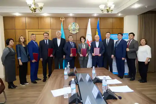 МИНЗДРАВ И ПРОФСОЮЗЫ: НОВЫЕ СОЦИАЛЬНЫЕ ГАРАНТИИ ДЛЯ МЕДИЦИНСКИХ РАБОТНИКОВ (2)