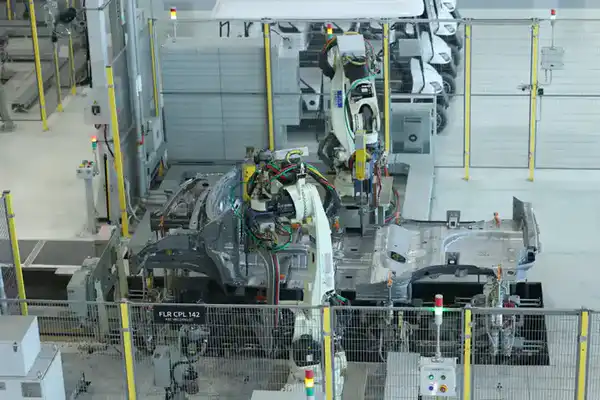 Коллектив завода Kia Qazaqstan поддерживают проект Новой Конституции (9)