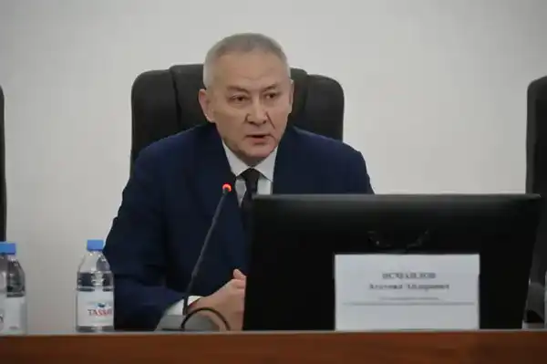 В ГОРОДЕ ШЫМКЕНТ СОСТОЯЛАСЬ ВСТРЕЧА С ПРЕДСТАВИТЕЛЯМИ СФЕРЫ ЗДРАВООХРАНЕНИЯ (3)