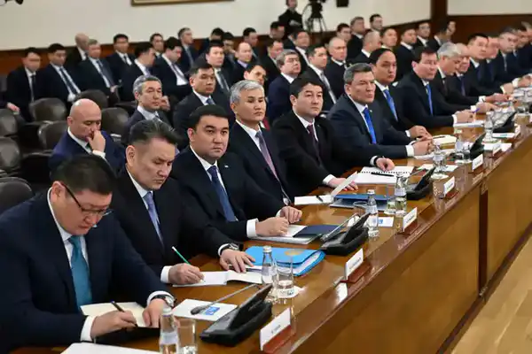 Выступление Главы государства Касым-Жомарта Токаева на расширенном заседании Правительства (9)