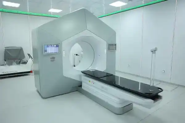 Введён в эксплуатацию линейный ускоритель Halcyon (9)