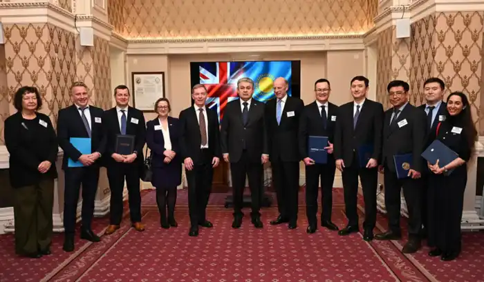 Глава МИД Казахстана провёл встречу с британским бизнес-сообществом (5)