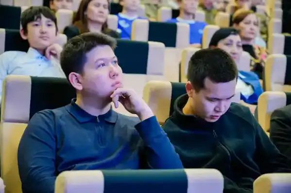 «AI ROBOTICS | FIRST CAMP»: в Астане прошел республиканский форум, посвященный ИИ и робототехнике (5)