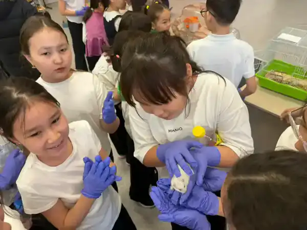 «Таза Қазақстан»: масштабное мероприятие организовали для школьников в Астане (9)