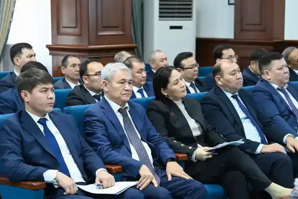 Рассмотрены вопросы дальнейшей диверсификации экономики (5)