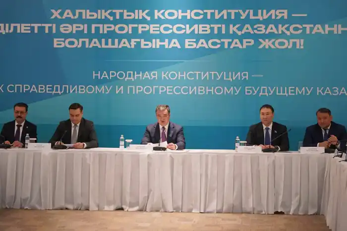 Артур Ластаев: Приоритет прав человека проходит через весь проект Конституции (2)