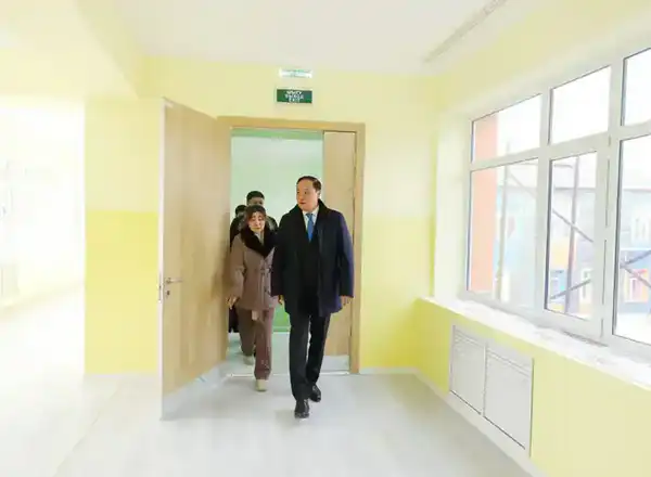 Рабочая поездка в Меркенский район: общественная безопасность, архивное наследие и инфраструктурное развитие (7)