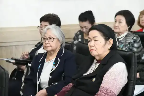 В Совете ветеранов столичного района Алматы отчитались о работе за пять лет (6)