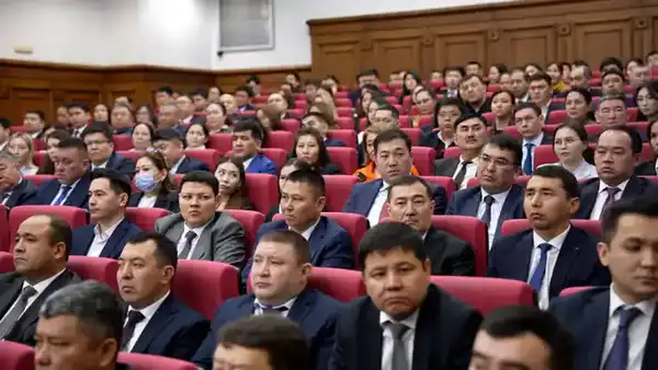 Обеспечение водной безопасности, развитие инноваций и улучшение качества жизни: в Министерстве водных ресурсов и ирригации обсудили проект новой Конституции (3)