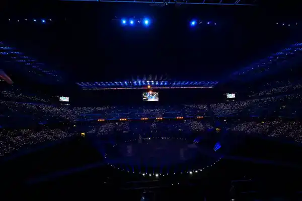 В Милане состоялась торжественная церемония открытия XXV зимних Олимпийских игр (4)