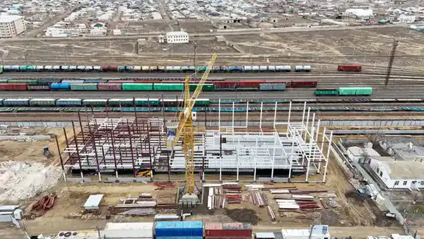 Нурдаулет Килыбай ознакомился с ходом строительства вокзала в Мунайлинском районе (5)