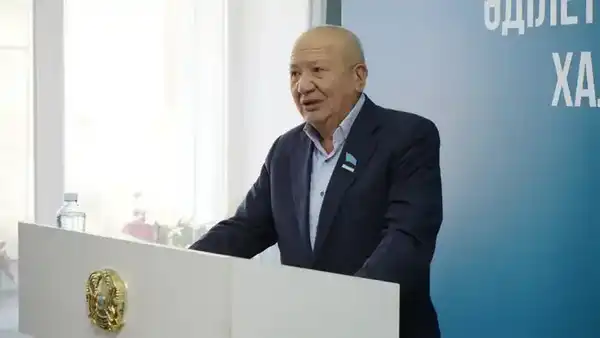 В СЕМЕЕ СОСТОЯЛАСЬ ВСТРЕЧА С КОЛЛЕКТИВОМ ДВОРЦА ТВОРЧЕСТВА ПО ПРОЕКТУ КОНСТИТУЦИИ (7)