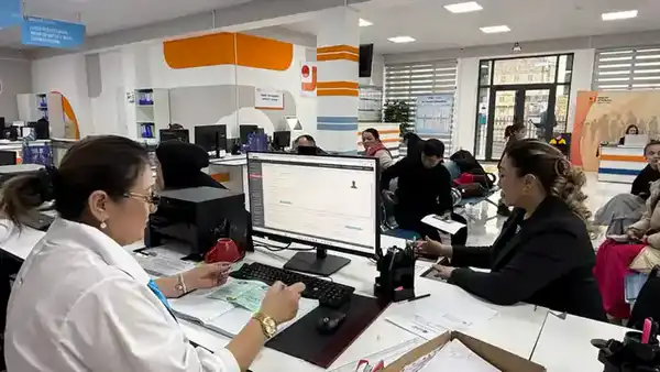 В ТУРКЕСТАНСКОЙ ОБЛАСТИ НА ЯРМАРКАХ ВАКАНСИЙ ВЫДАНО 537 НАПРАВЛЕНИЙ НА РАБОТУ (2)