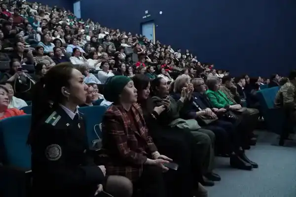 «Закон и порядок»: в Астане прошел форум на тему финансовой и цифровой безопасности (6)