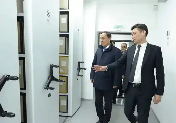 Рабочая поездка в Меркенский район: общественная безопасность, архивное наследие и инфраструктурное развитие (5)