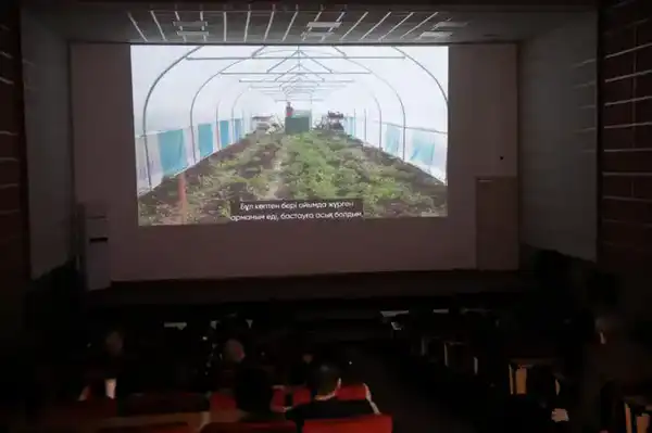 Таза Қазақстан: Прошел показ экологического документального фильма «Топырақтың алты дюймі» (3)