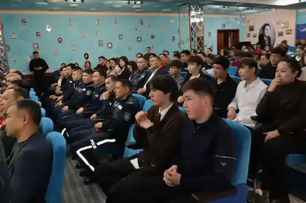 Состоялся литературно-музыкальный вечер, посвященный 95-летию поэта Мукагали Макатаева (3)