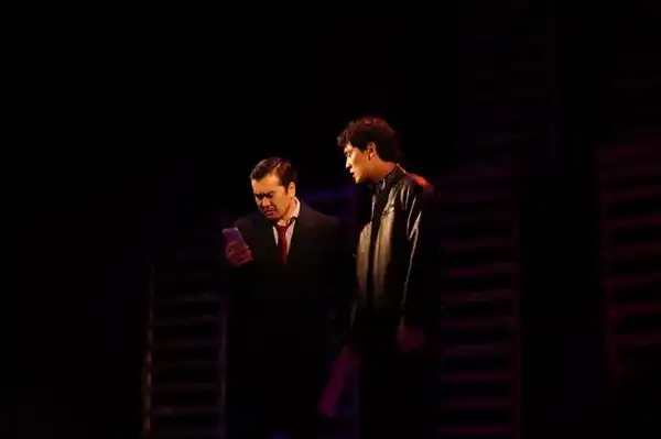 «Закон и порядок»: в Астане поставили спектакль «Екі ғұмыр» (4)