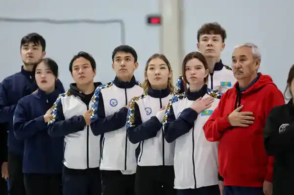 Стали известные чемпионы Казахстана по кёрлингу среди смешанных команд (4)