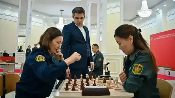 В Министерстве обороны определили сильнейших шахматистов и мастеров игры в тоғызқұмалақ (8)
