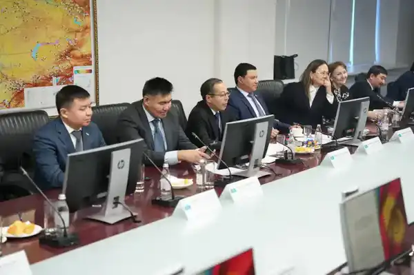 Водная дипломатия: Казахстан и Кыргызстан возобновляют сотрудничество в области гидрометеорологии и обмен данными по водохранилищам (3)