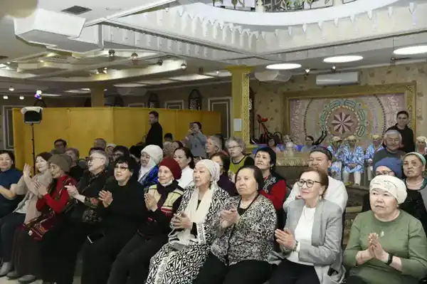 В Астане прошло праздничное мероприятие «Алғыс жүректен шыққан сөз» (5)