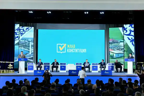 Новая Конституция – глубоко проработанный, качественный документ, направленный на всестороннюю защиту национальных интересов и прав человека (4)