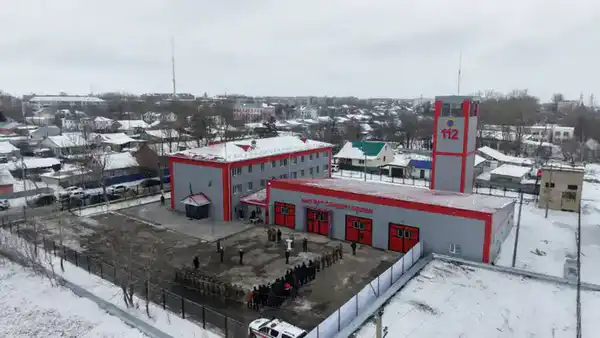 Глава МЧС открыл модернизированную пожарную часть в городе Хромтау (9)