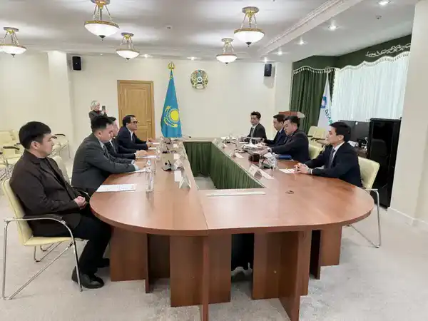 В Минтруда обсудили вопросы создания национальной платформы по адаптации кадров к искусственному интеллекту (4)