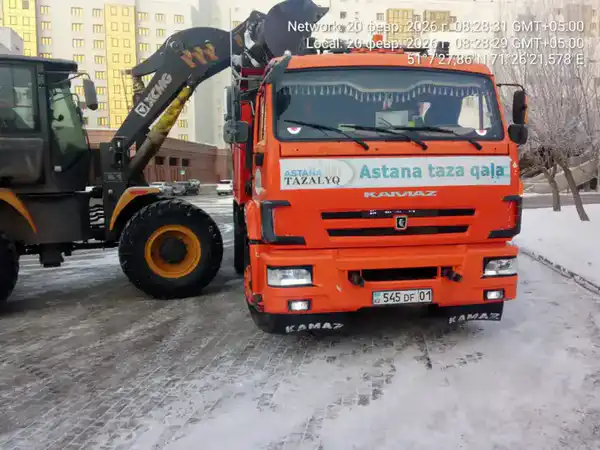 Более 1 500 единиц спецтехники задействованы в снегоуборочных работах в Астане (5)