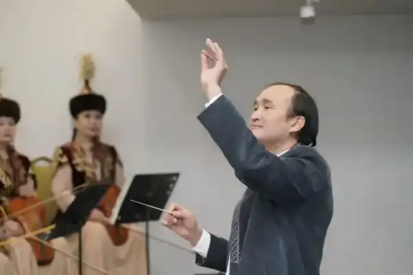 В Астане прошел концерт «Күй анасы – Дина» (2)