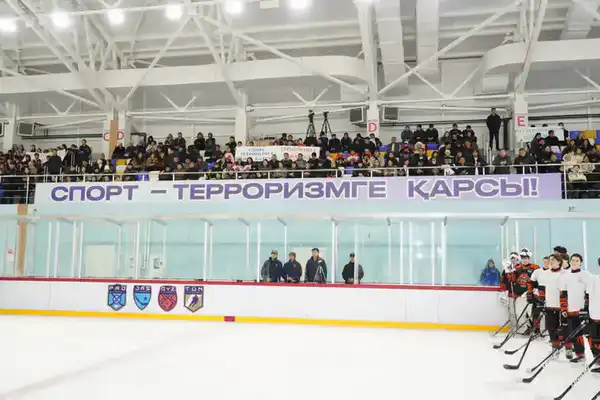 В ТУРКЕСТАНЕ ПРОШЛИ МАТЧИ ХОККЕЙНОЙ «МОЛОДЕЖНОЙ ЛИГИ» (2)