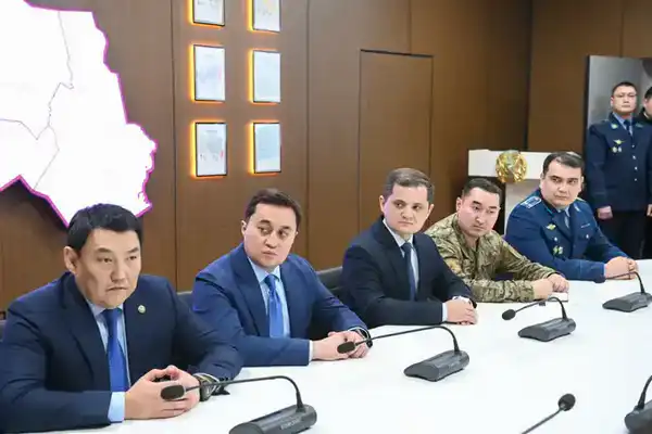 Глава региона ознакомился с работой Центров оперативного управления (5)