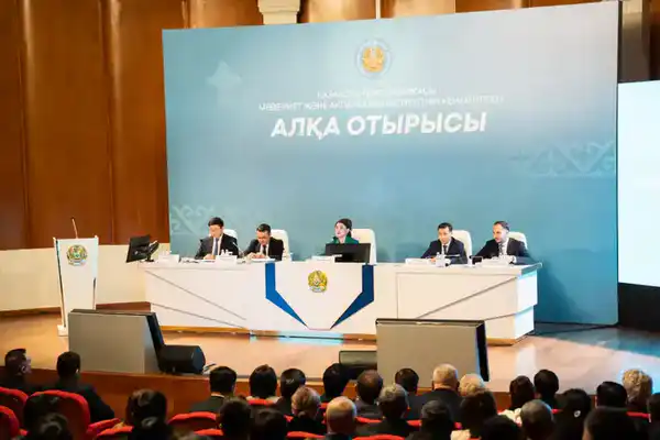 Аида Балаева обозначила ключевые направления модернизации отраслей культуры и информации (3)