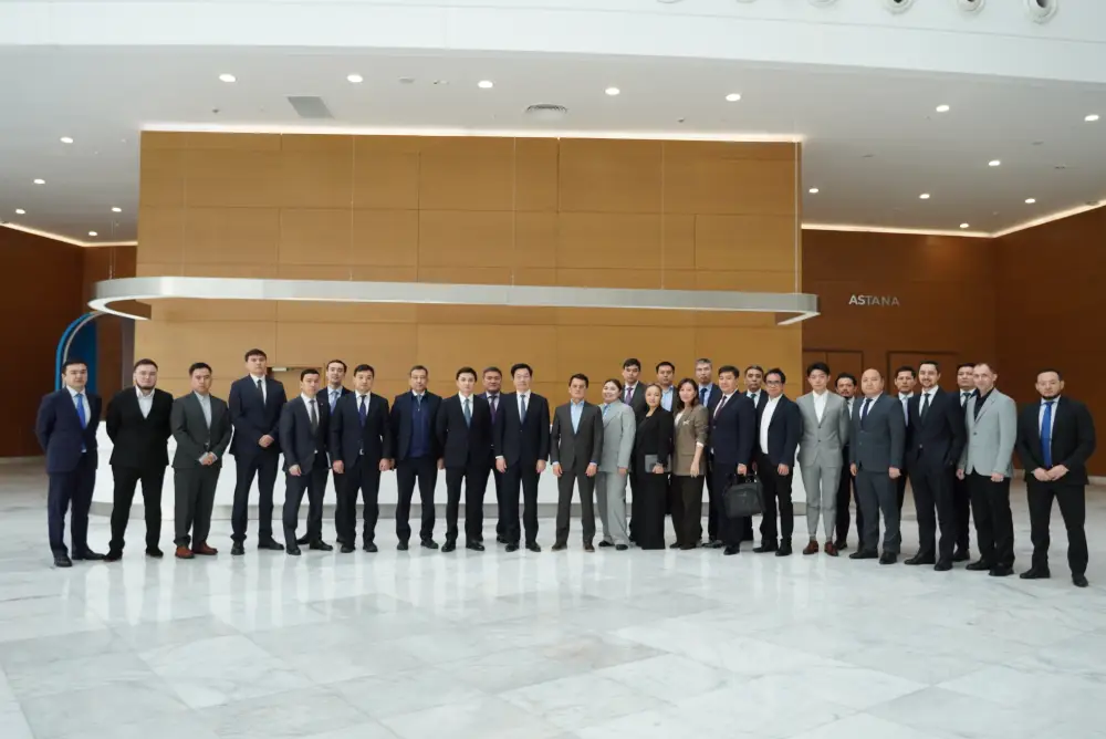 Обсудили внедрение агентных ИИ-систем в госуправление и экономику (6)